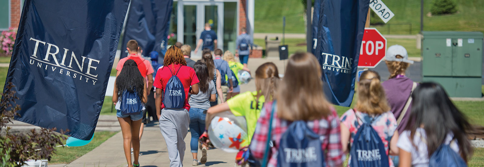 Students walking to UC