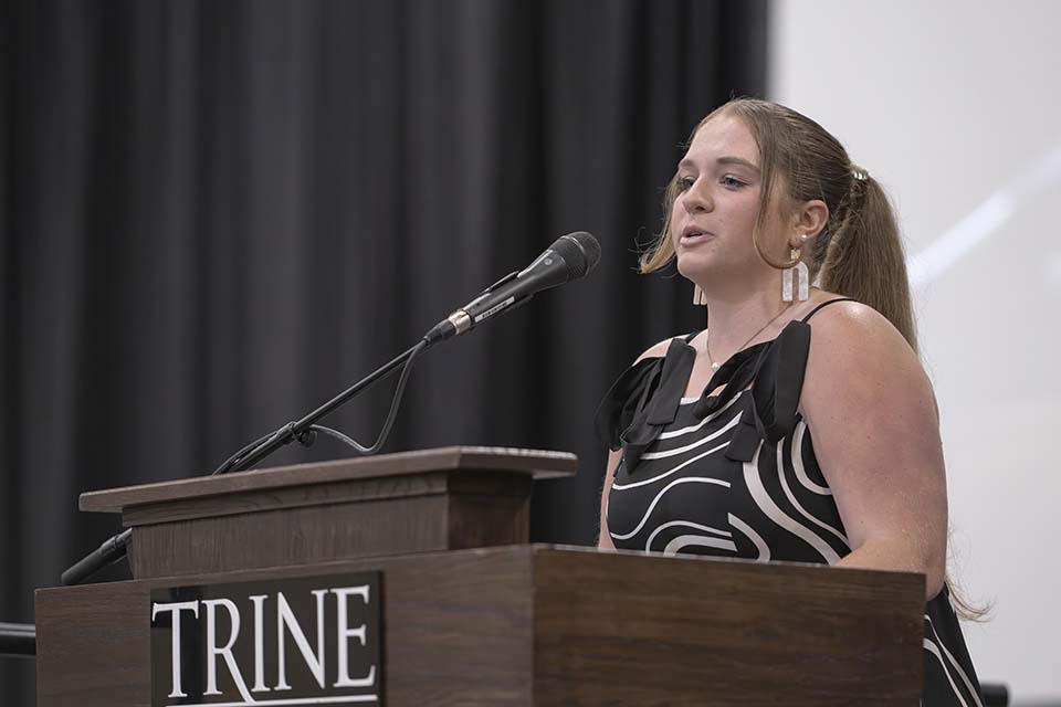 Kennedy Outwater speaking at honors ceremony