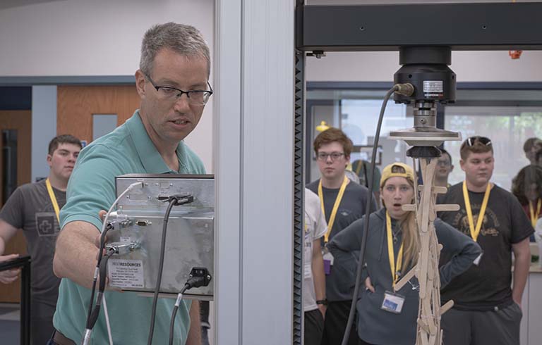 Dr. Gary Greene at Engineering Your Future camp