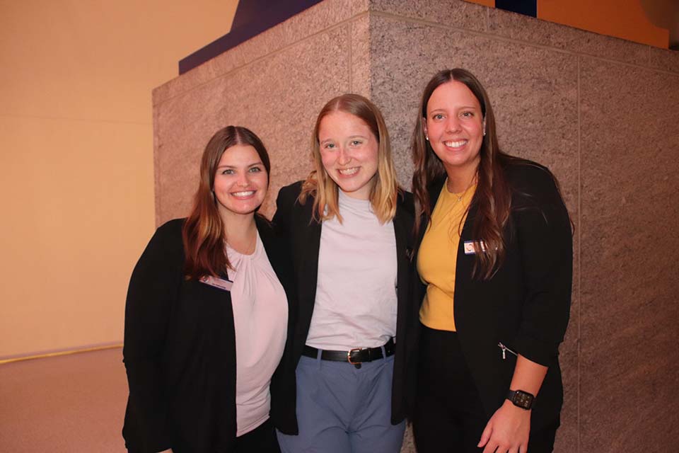 Reception on the Circle for the future Class of 2024, a networking event for applicants and current Orr Fellows.