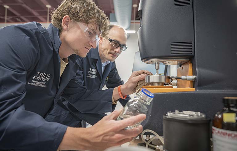 Jacob Bilby and Dr. Matthew Liberatore conducting research