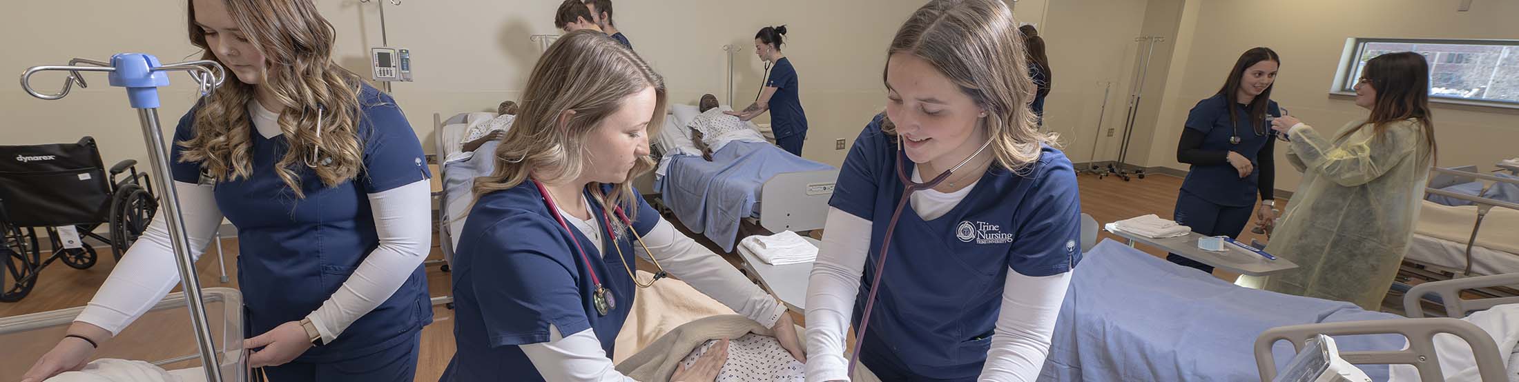 Nursing students in simulation lab